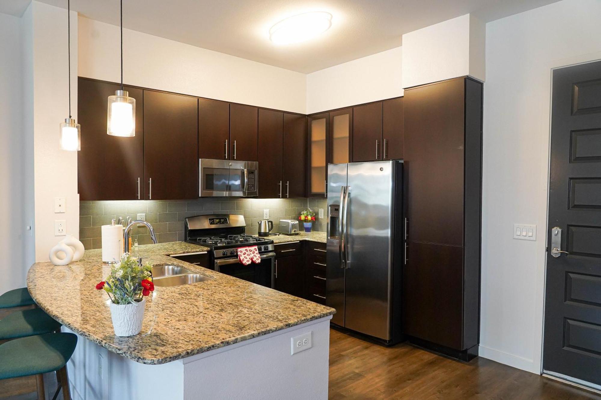 Lux 2 Bedroom In Woodland Hills Los Angeles Exterior foto