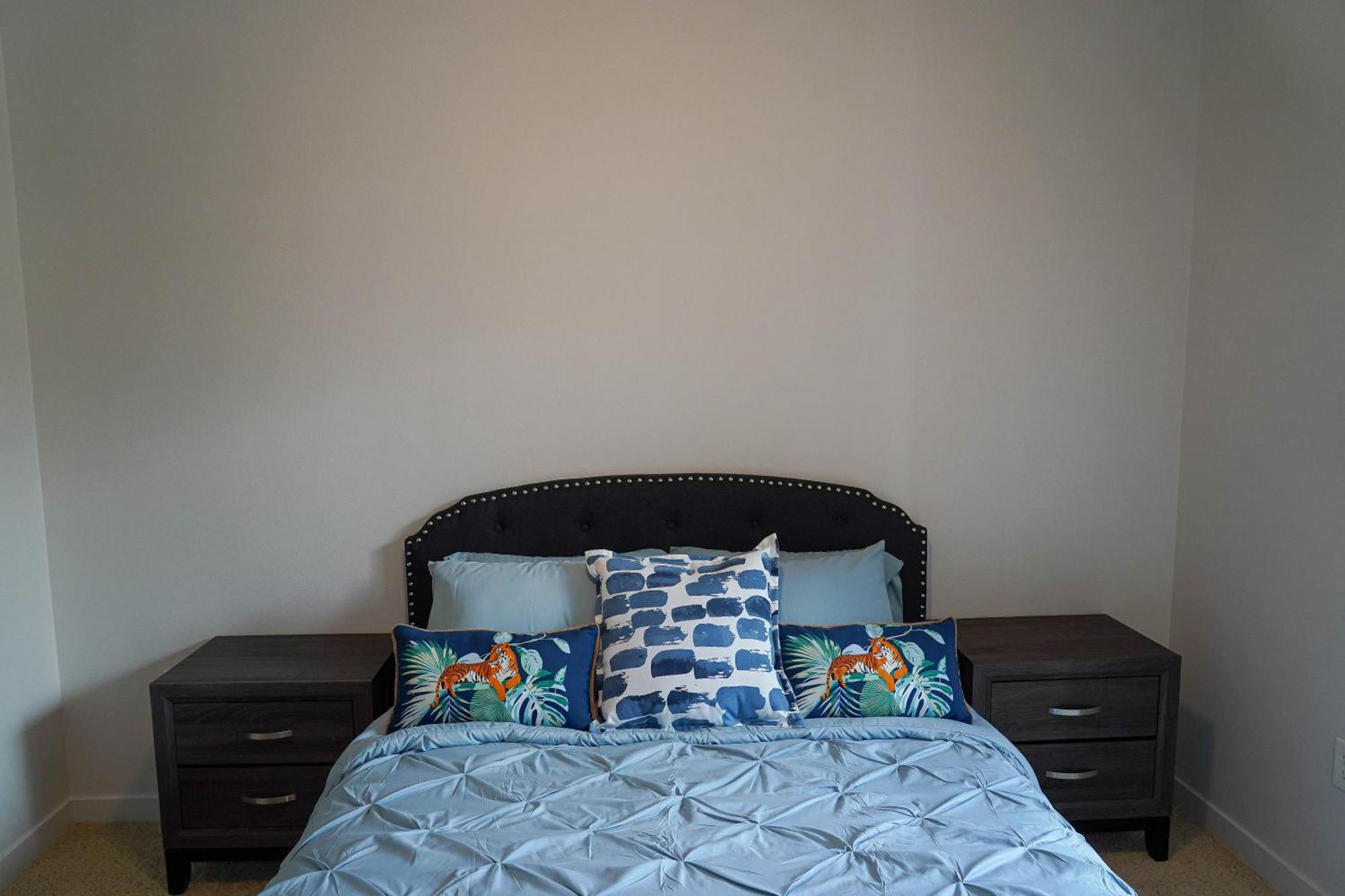 Lux 2 Bedroom In Woodland Hills Los Angeles Exterior foto