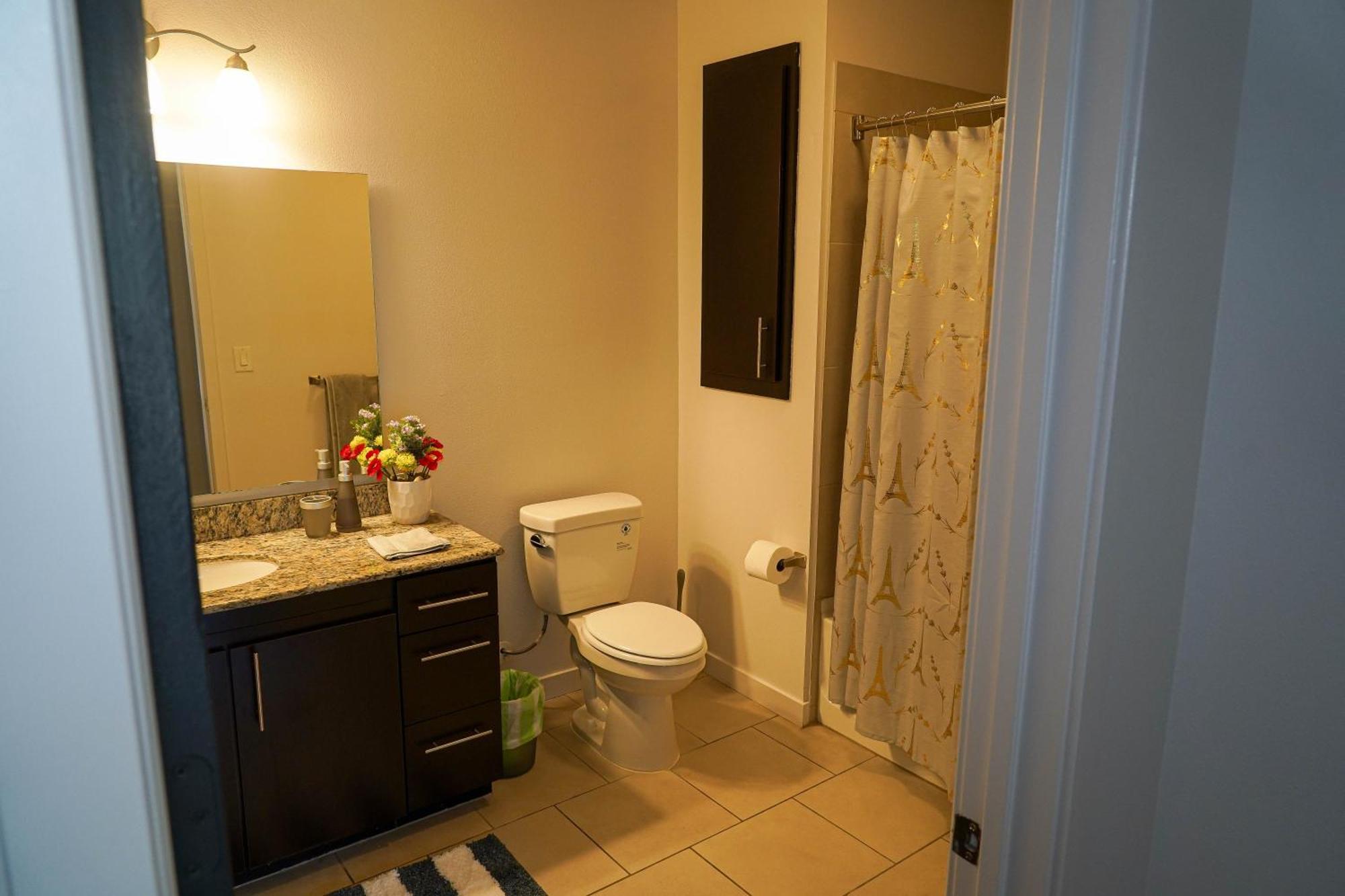 Lux 2 Bedroom In Woodland Hills Los Angeles Exterior foto